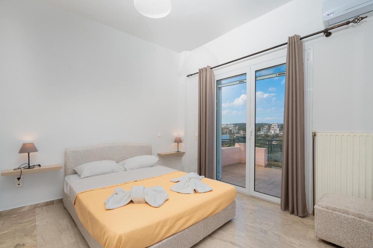 Mtc-D Apartments By The Sea And Airport Porto Rafti Bagian luar foto