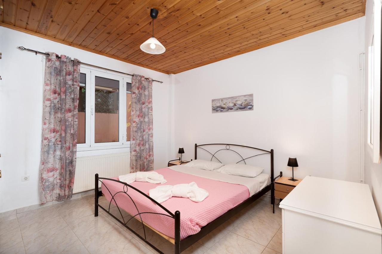 Mtc-D Apartments By The Sea And Airport Porto Rafti Bagian luar foto