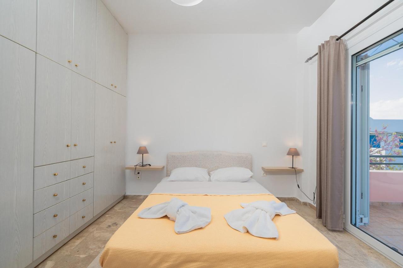 Mtc-D Apartments By The Sea And Airport Porto Rafti Bagian luar foto