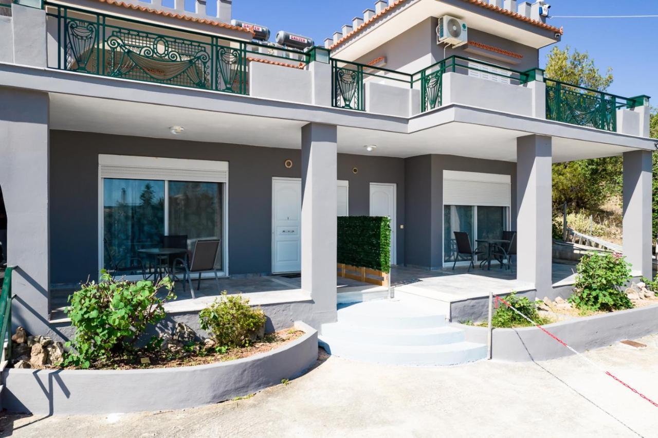 Mtc-D Apartments By The Sea And Airport Porto Rafti Bagian luar foto